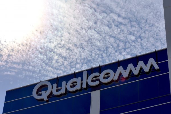 Qualcomm revela que faturará US$4,5-4,7 bilhões em acordo com a Apple