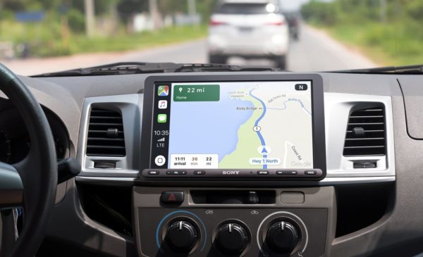 Novo receiver da Sony tem tela grande e suporte ao CarPlay