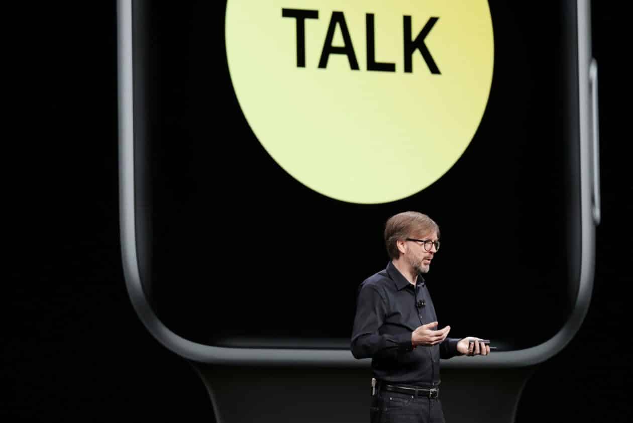 Kevin Lynch apresentando o Walkie-Talkie do watchOS 5