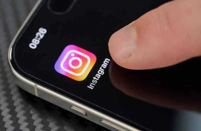 Como compartilhar a sua tela em chamadas do Instagram [iPhone e web]