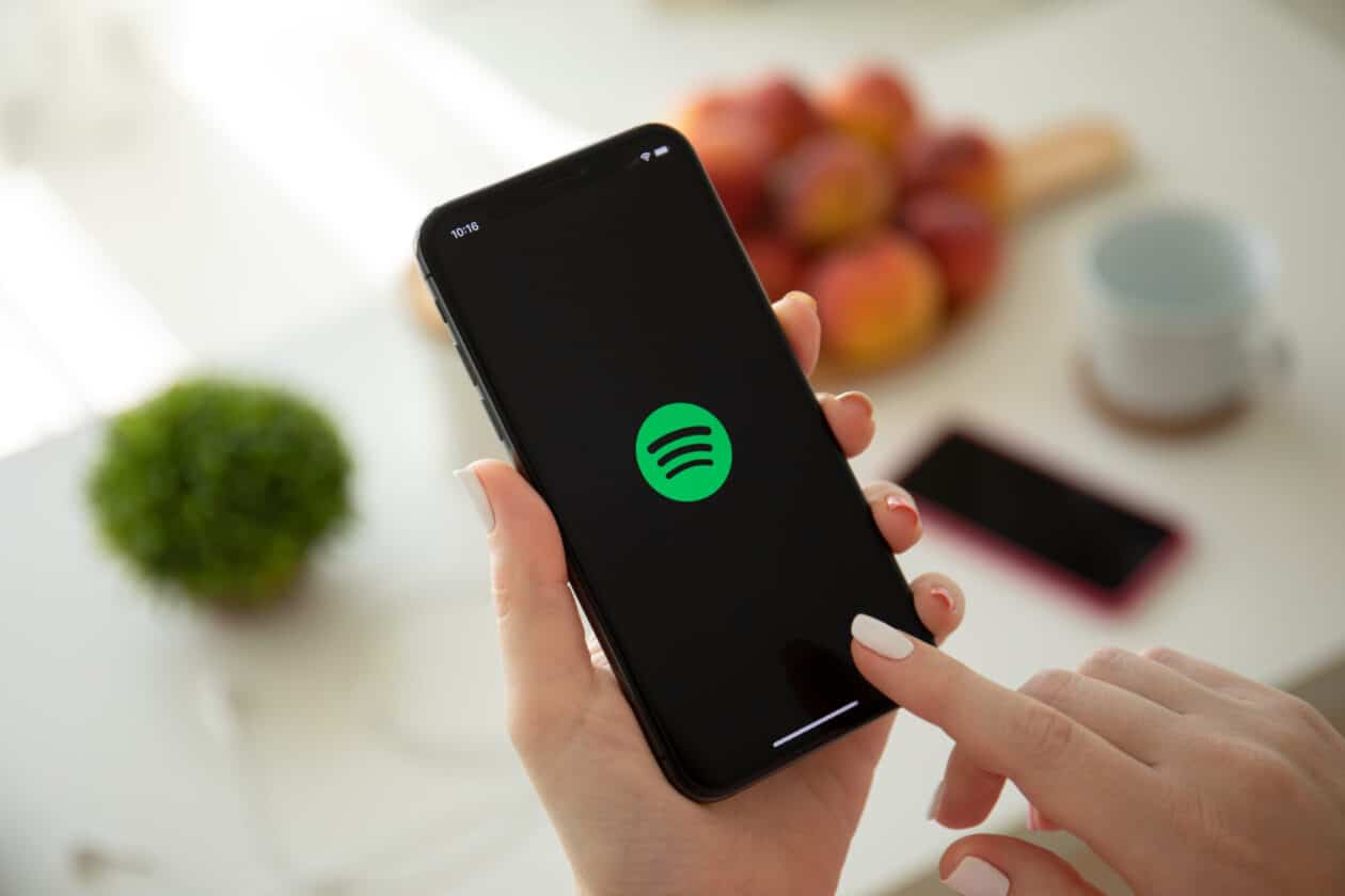 Ícone/logo do Spotify em um iPhone