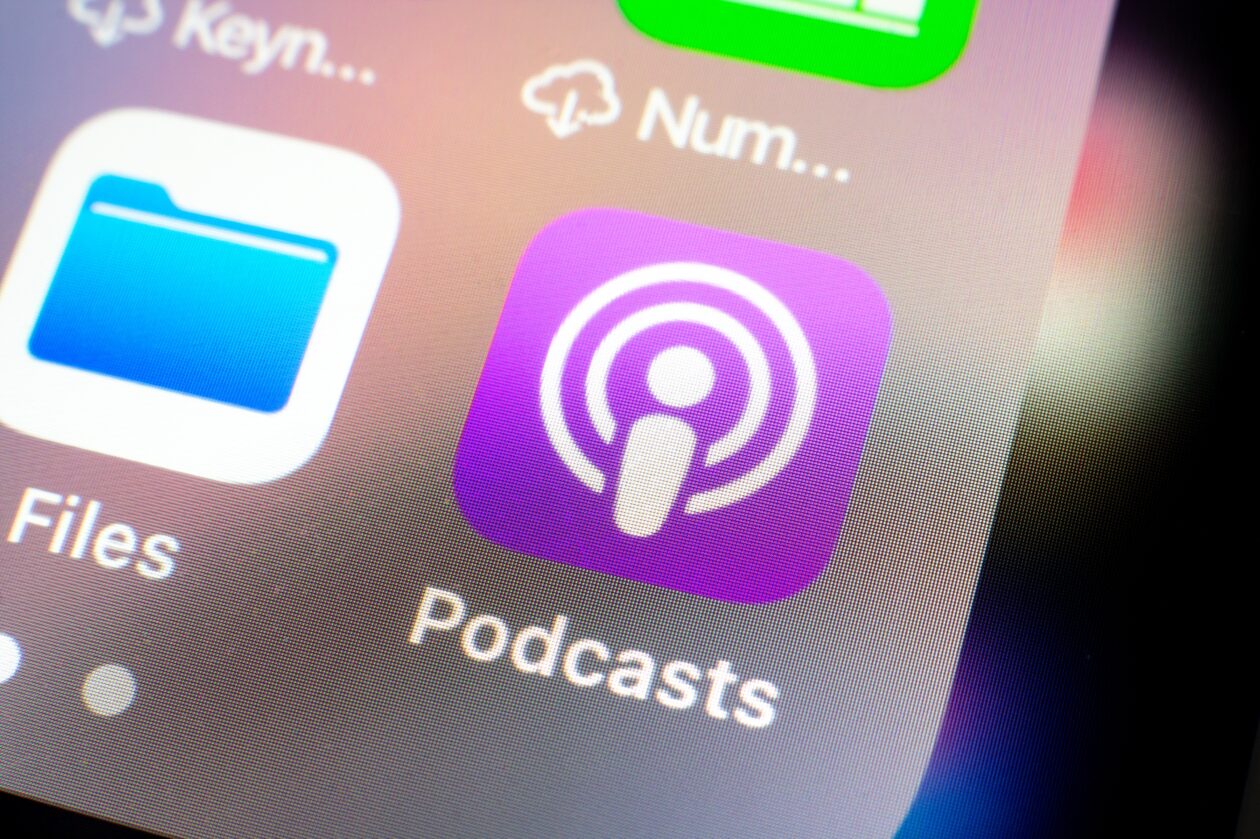 Ícone do app Apple Podcasts no iPhone