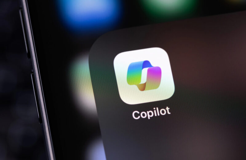 Copilot agora pode usar câmera para analisar imagens em tempo real no iOS