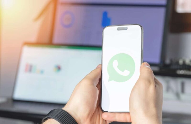 Como mencionar pessoas ou grupos no Status do WhatsApp [iPhone e Mac]